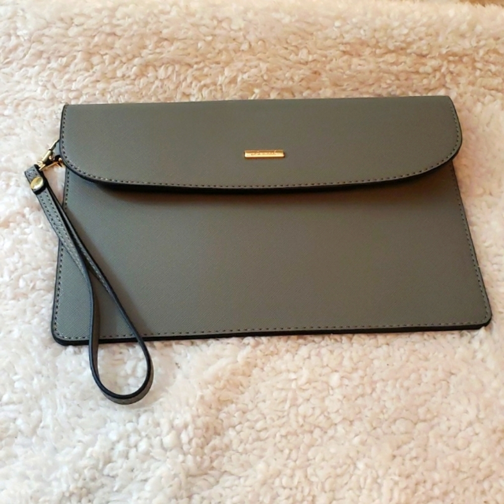 SLEEK LOVEVOOK GREY WRIST CLUTCH PURSE.